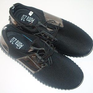 Astro 2.0 Women Sneakers 11 / Black